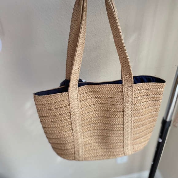 Draper James straw handbag - Picture 2 of 6